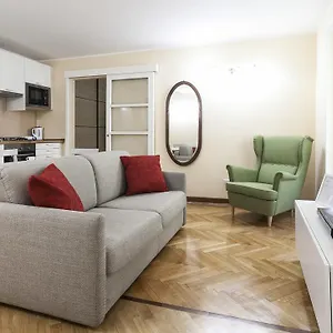 Appartamento Italianway-lazzaro Palazzi, Milano