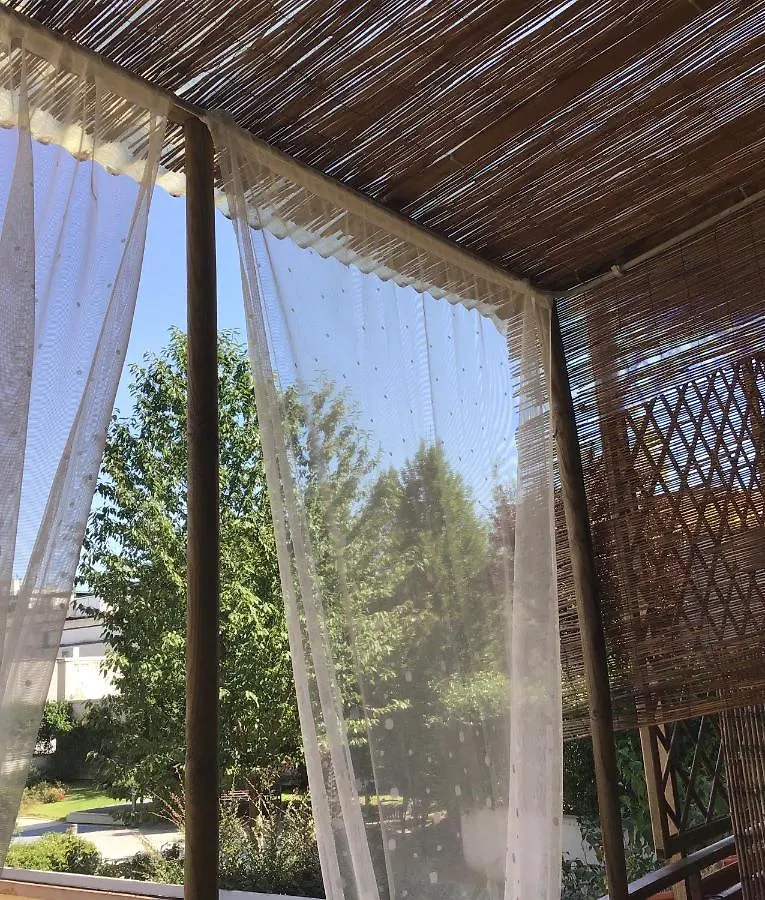 Lovely Terrace Apartment Milan