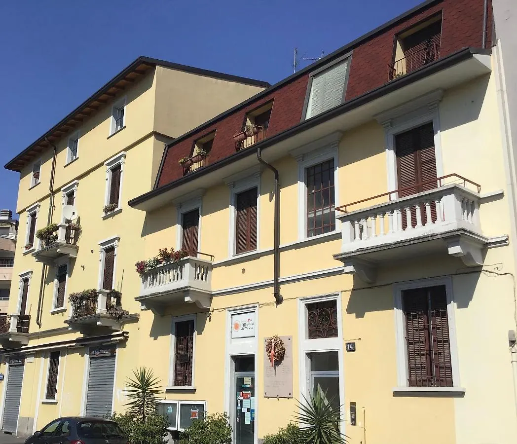 Lovely Terrace Apartment Milan